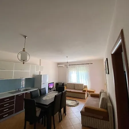 Rayde Apartment Golem (Tirana)